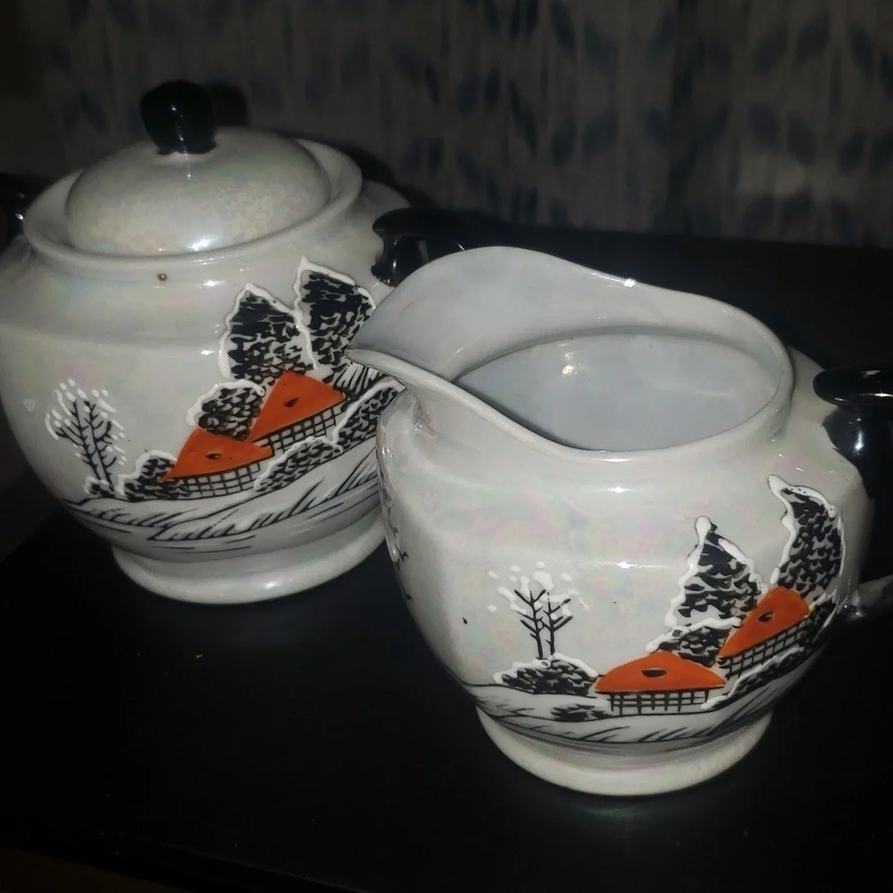 Japanese hand painting teapot Sugar Bowl W/lid And Creamer Pearlescent Village